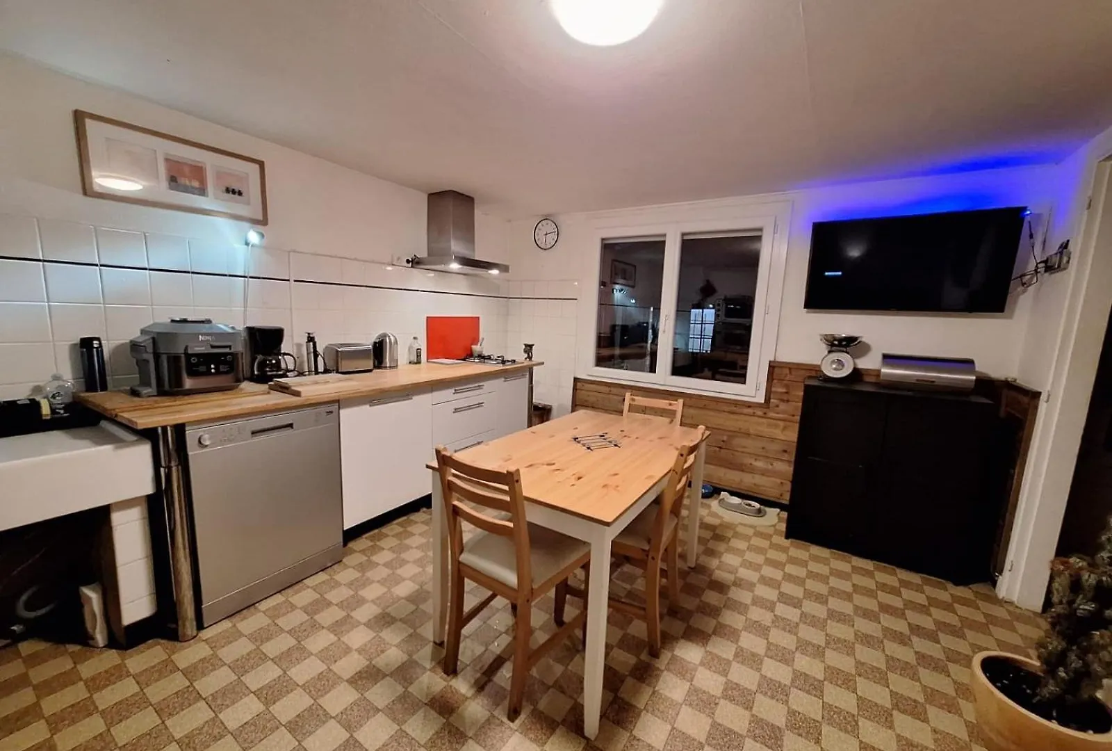 Privatunterkunft Ferienwohnung Chez Ashley Lissac