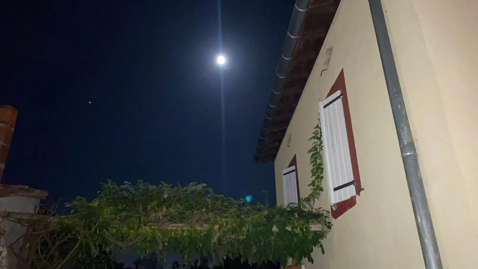 Privatunterkunft Ferienwohnung Chez Ashley Lissac